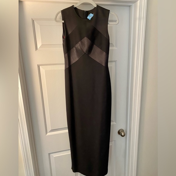 Tahari Maxi Gown - (rare) - Picture 1 of 3